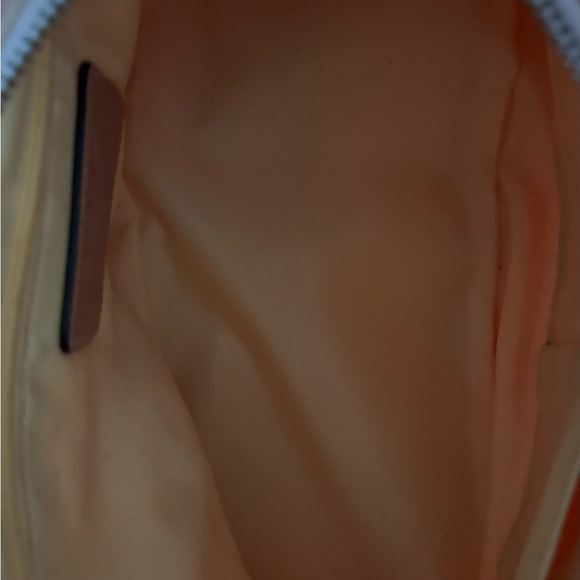 Coach multi color hand bag - Picture 3 of 11